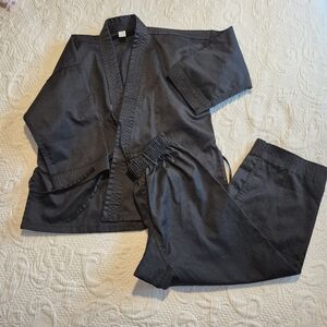 Taekwondo Gi black size 0 2 piece VGUC